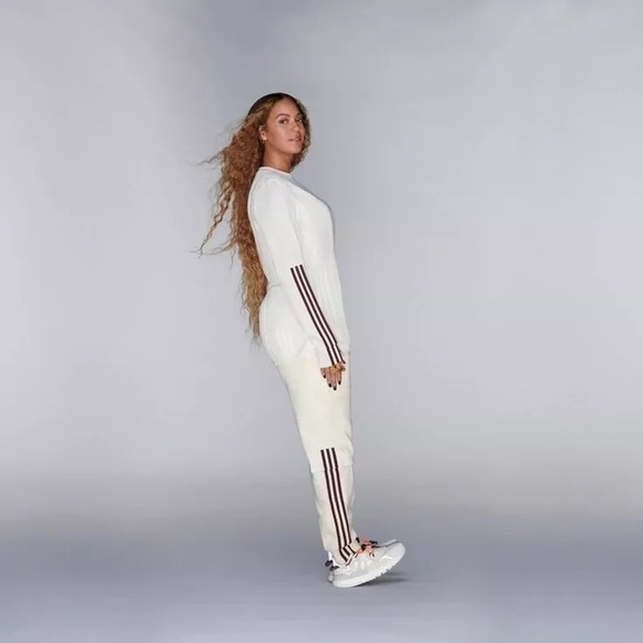 Adidas x IVY PARK - Drop 1 | Long sleeve soccer jersey,  Ecru (RARE) - Picture 12 of 13